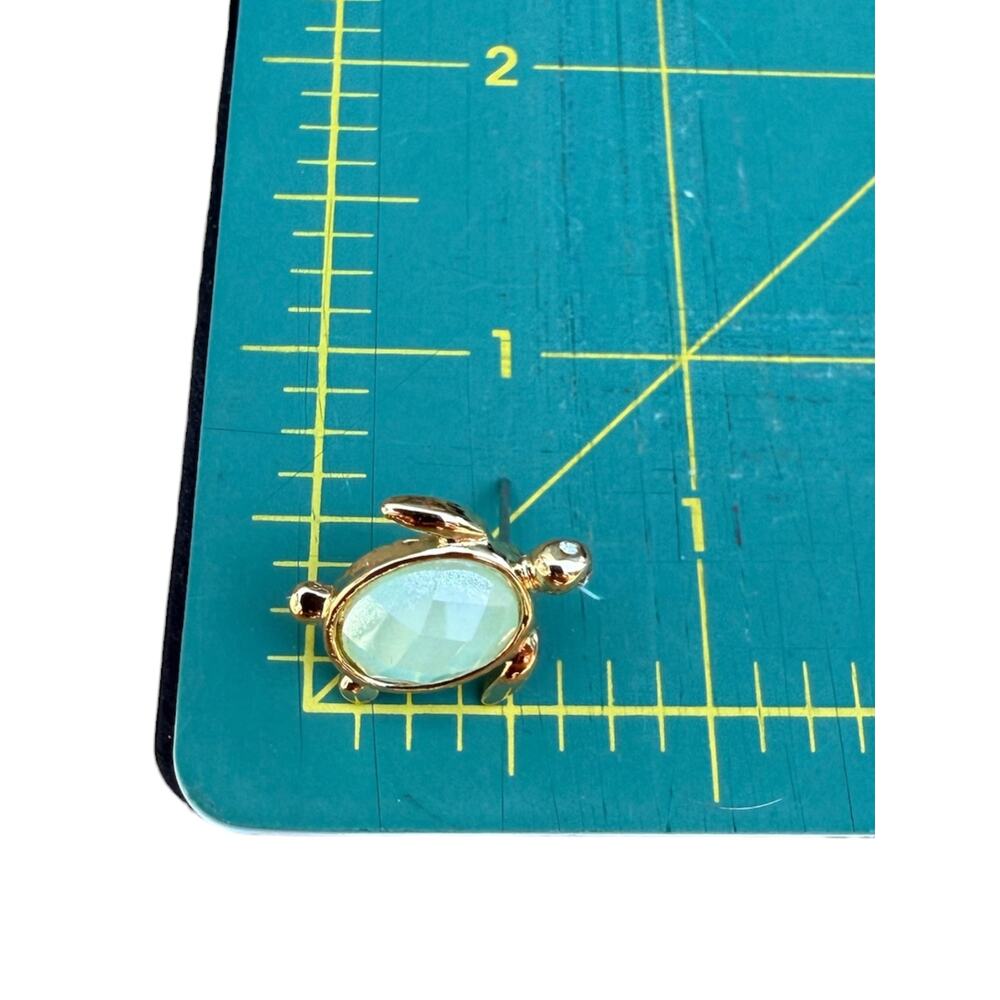 MONET Sea Turtle Post Earrings Aqua Minet Faceted Glass Gold Tone Modern Beach - Picture 3 of 7